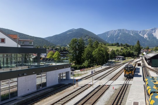 Die Reise beginnt am Bahnhof Puchberg, © NB/Zwickl Die Reise beginnt am Bahnhof Puchberg, © NB/Zwickl