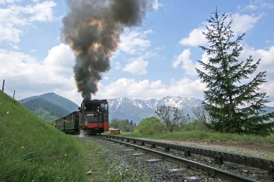 Der Nostalgie-Dampfzug hat sein Ziel vor Augen, &copy; NB/M&ouml;sslinger